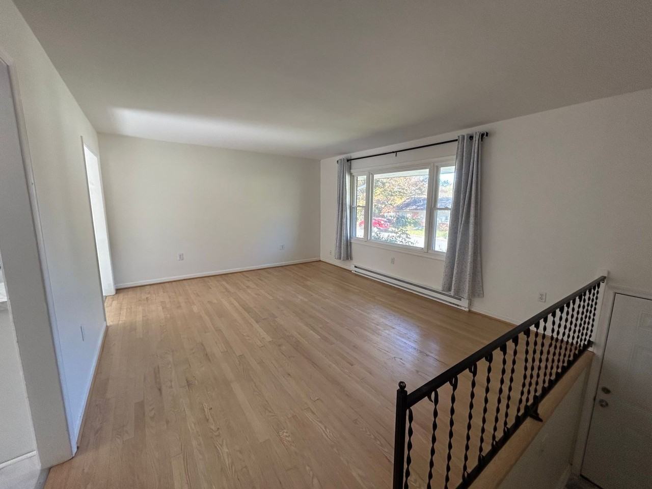 312 Reynolds St - Photo 6 of 15