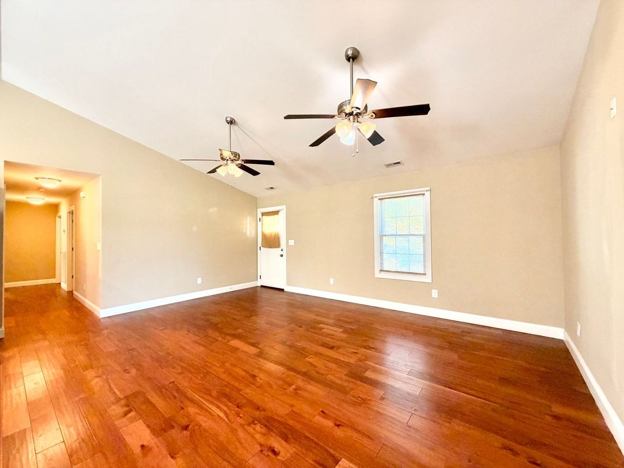 225B Grigg Ave - Photo 3 of 18