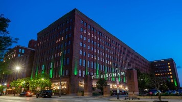 featured image of 1278 W 9th St