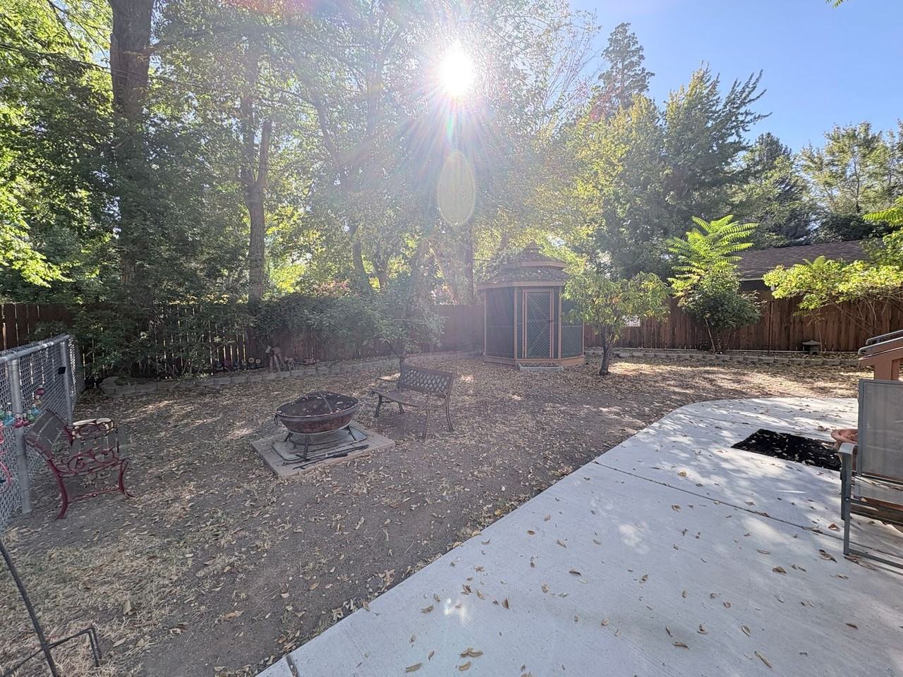 324 Mclaren Ln - Photo 2 of 15