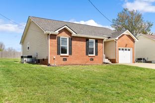 3105 Larson Ln - Photo 1 of 1