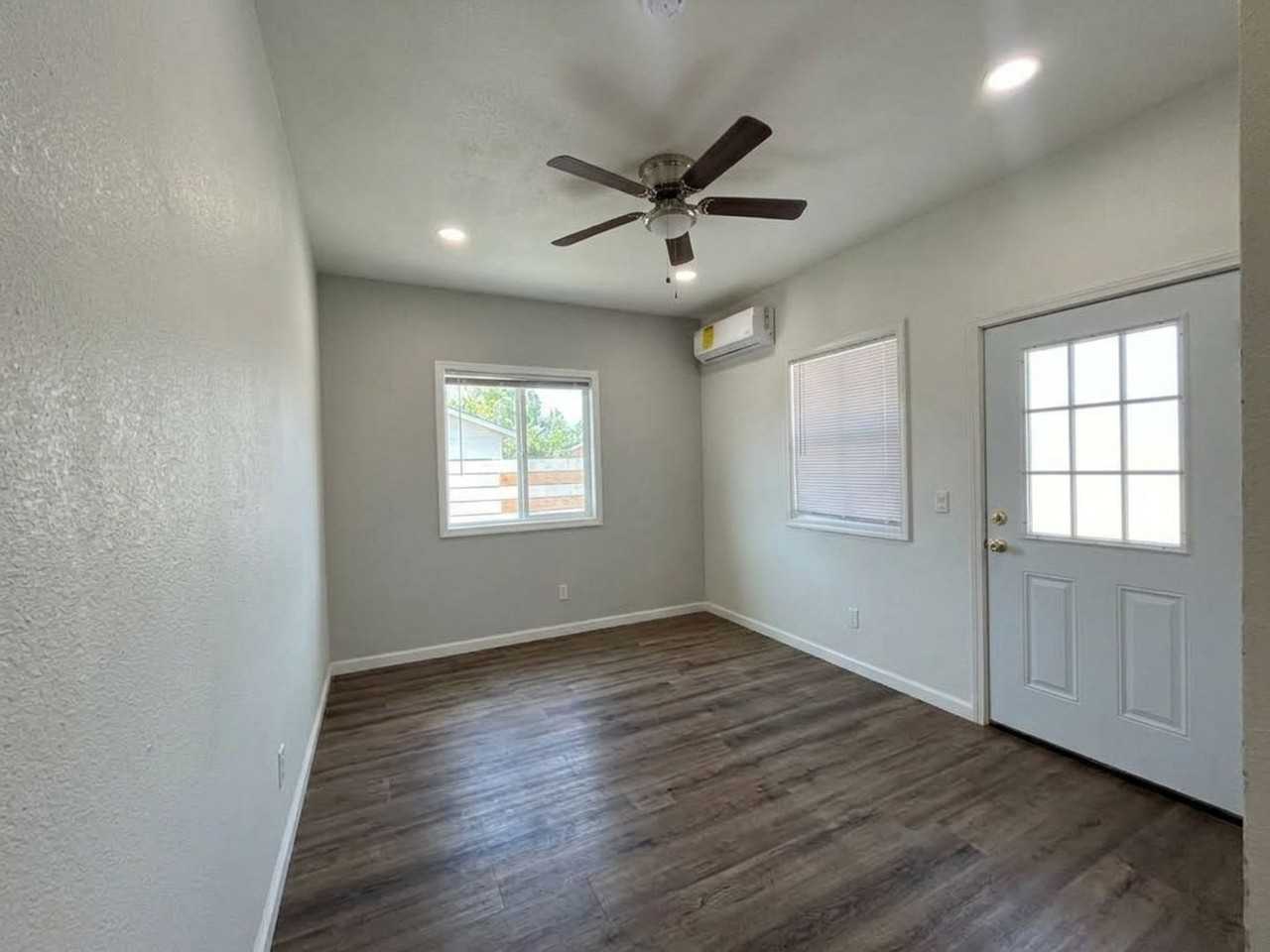 1765 S Biscayne Ct - Photo 6 of 12