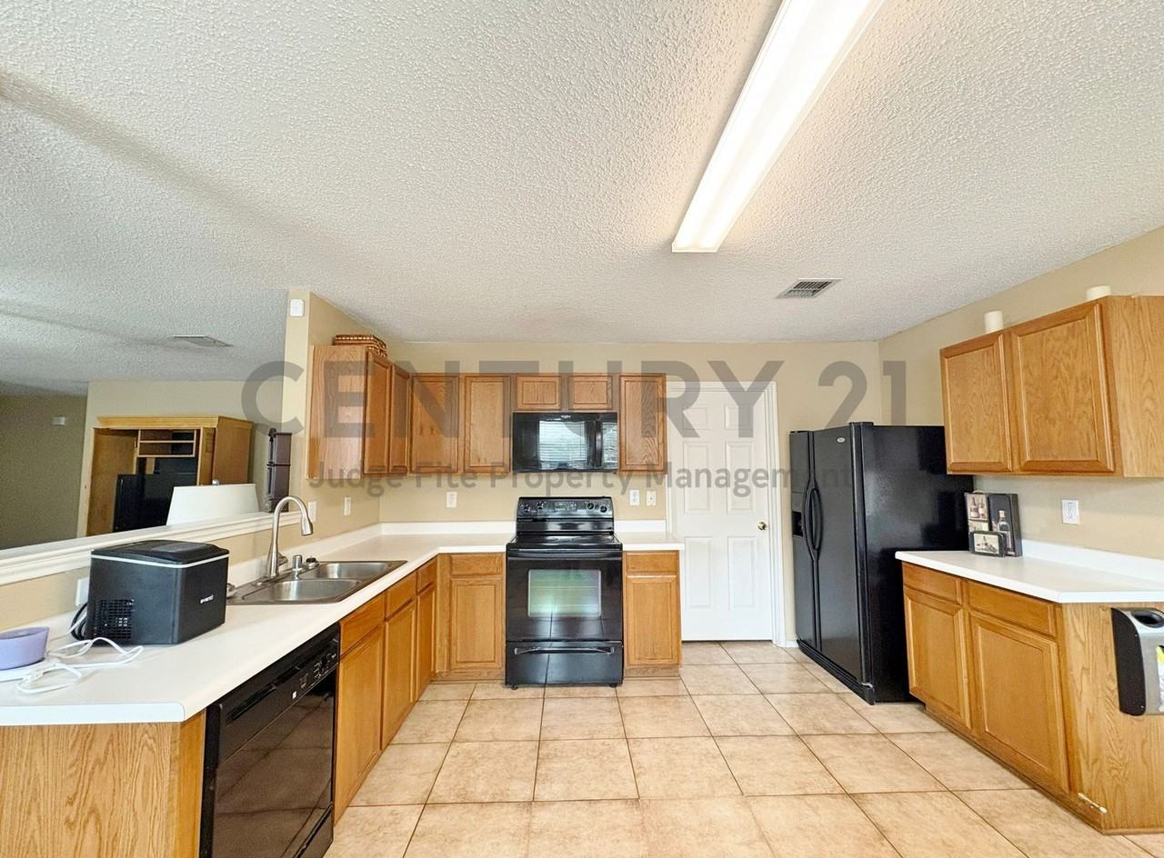 1708 Canyon Oaks Dr - Photo 6 of 24