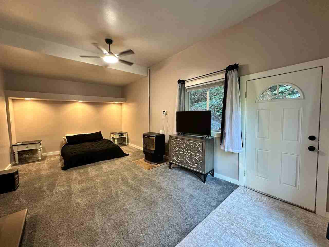 65th Dr NW - Photo 3 of 33