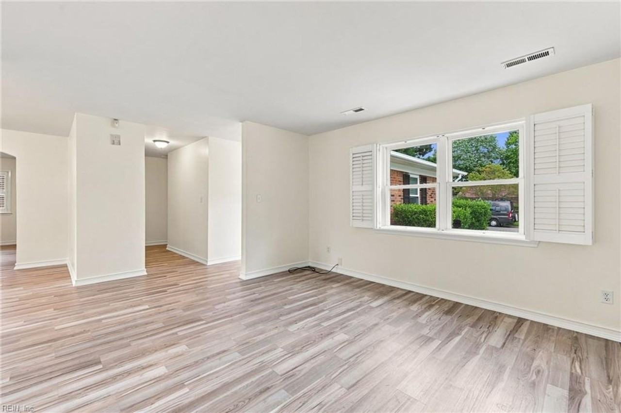 401 Moorland Dr - Photo 6 of 26