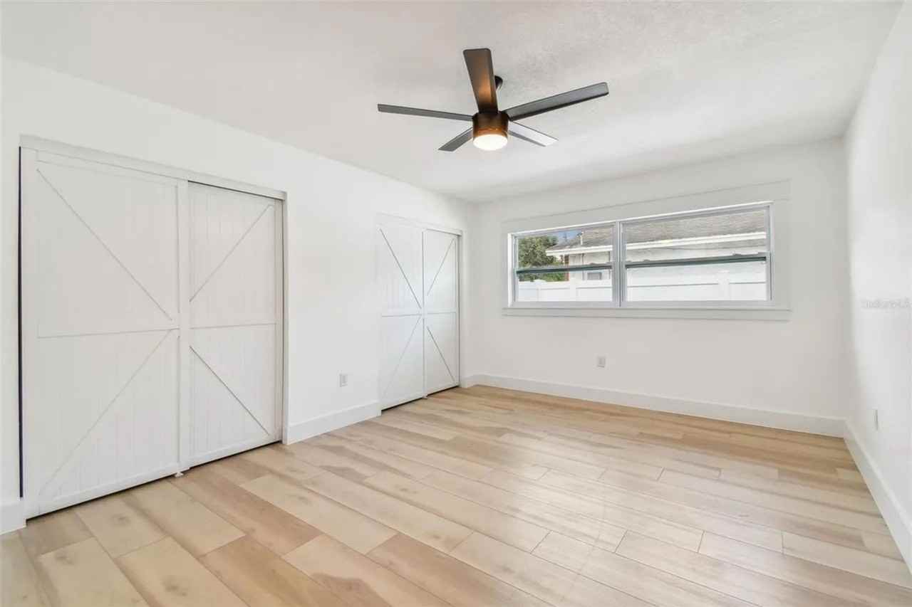 1410 Highview Rd - Photo 7 of 12