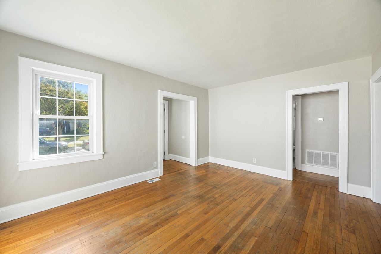1306 Melrose Pkwy - Photo 6 of 28
