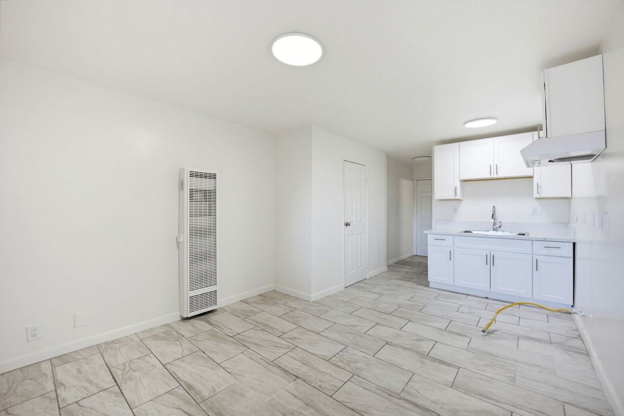 1258 W 87th St - Photo 2 of 13