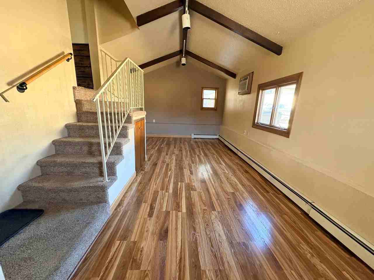 626 S 16th St - Photo 2 of 11