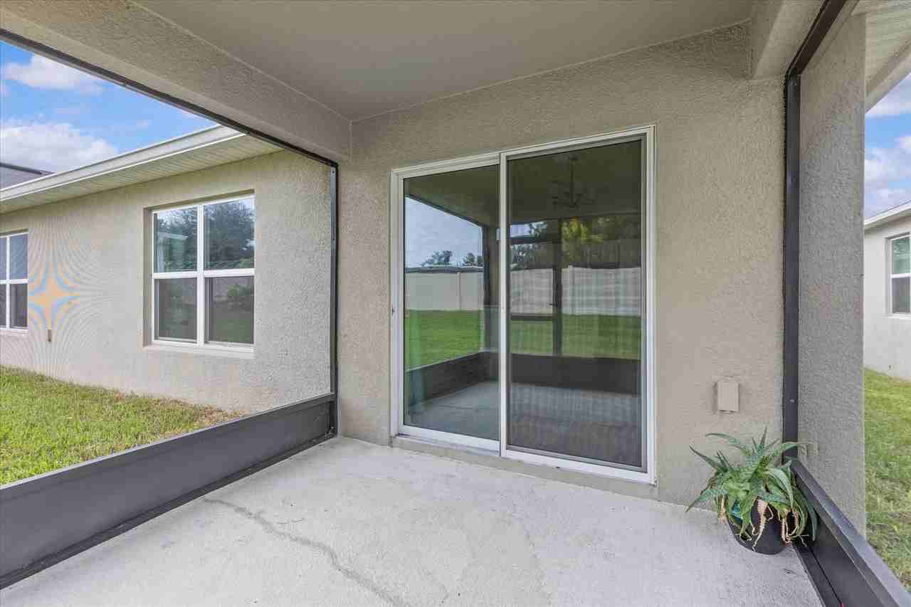 9972 Mesic Woods Ave - Photo 6 of 42