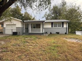 1325 Johnson Dr - Photo 1 of 1