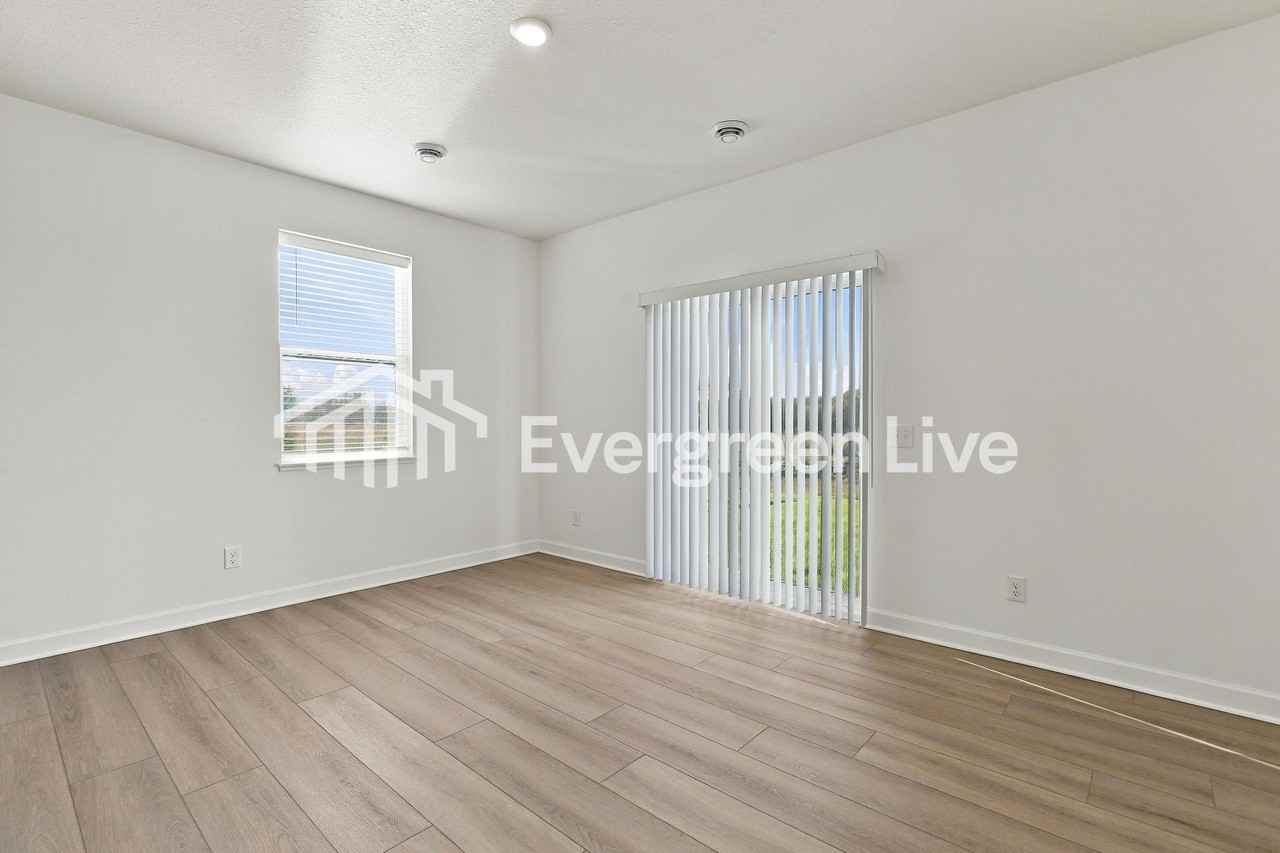 4719 218th St W - Photo 6 of 17