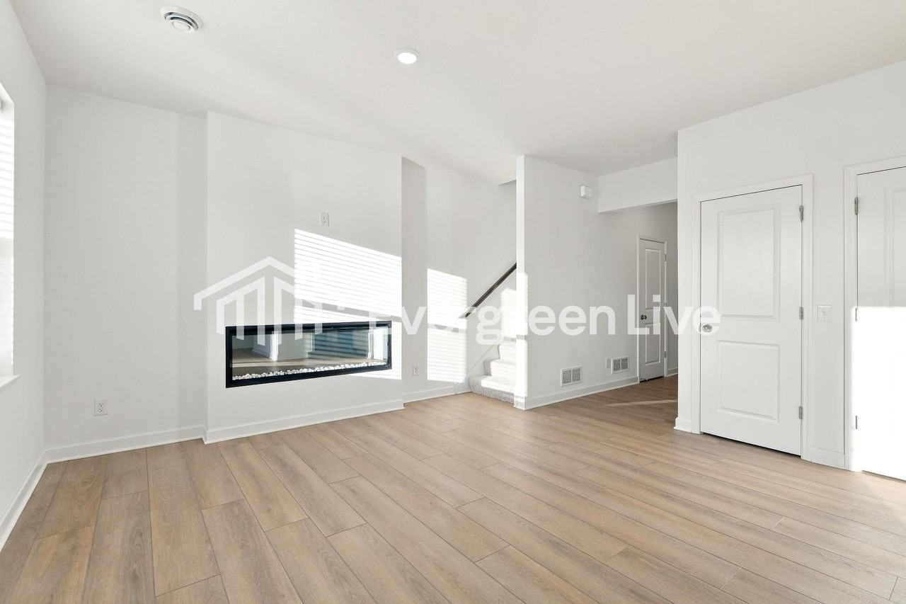 21765 Rose Dr - Photo 4 of 17