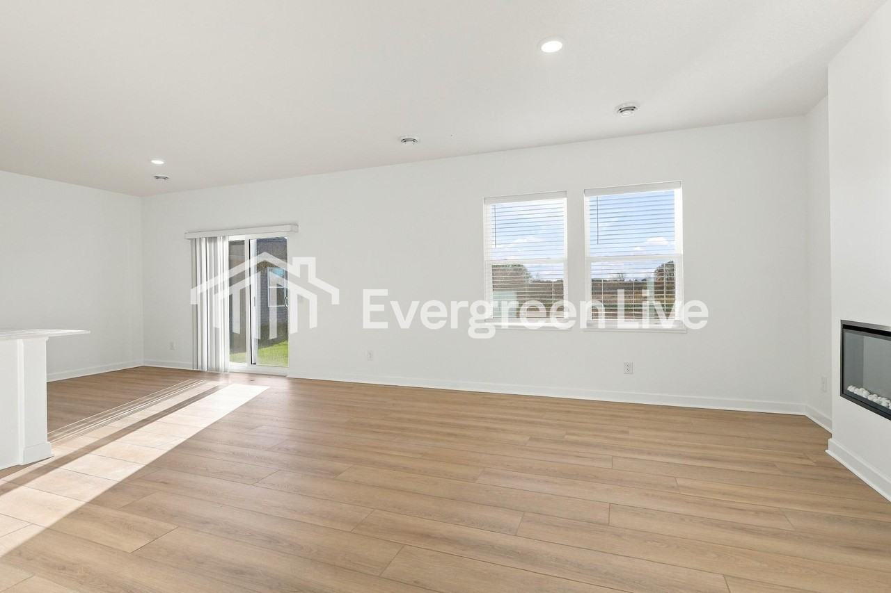 21765 Rose Dr - Photo 5 of 17