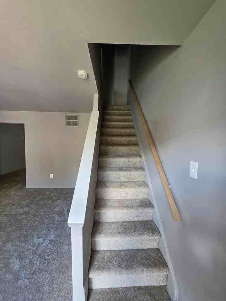 9736 Bragg Ln #9736B - Photo 5 of 7