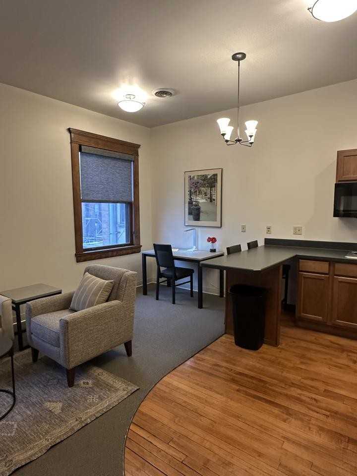 2501 Montana Ave #306 - Photo 4 of 8