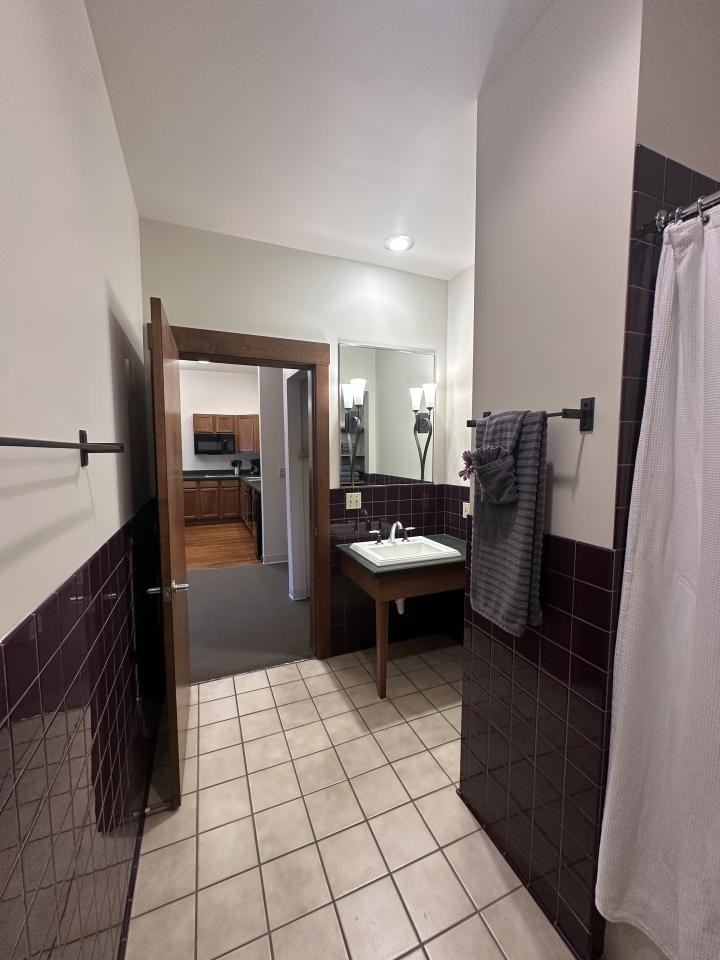 2501 Montana Ave #306 - Photo 7 of 8