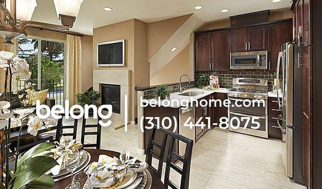 14705 Sherman Way - Photo 3 of 6