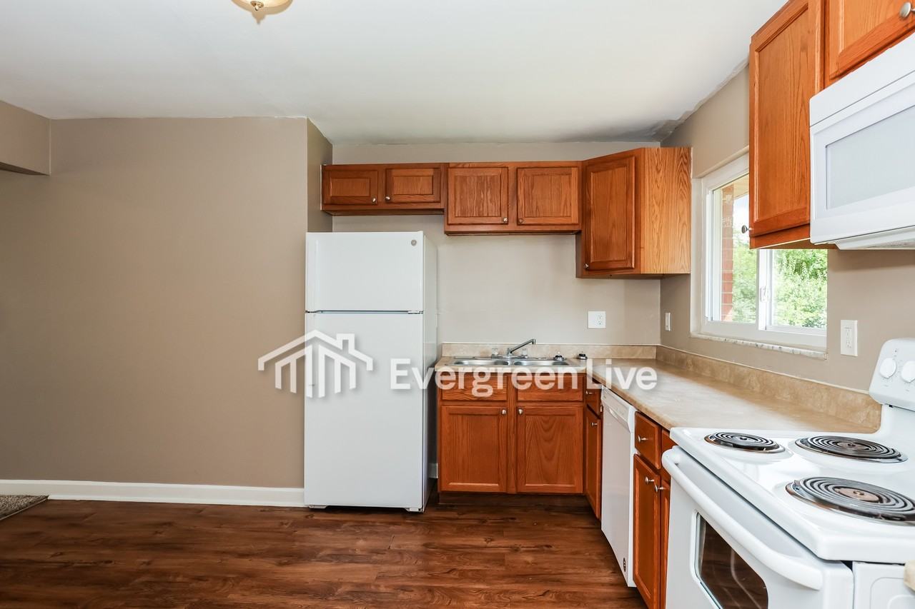845 Hargrove Way - Photo 6 of 15