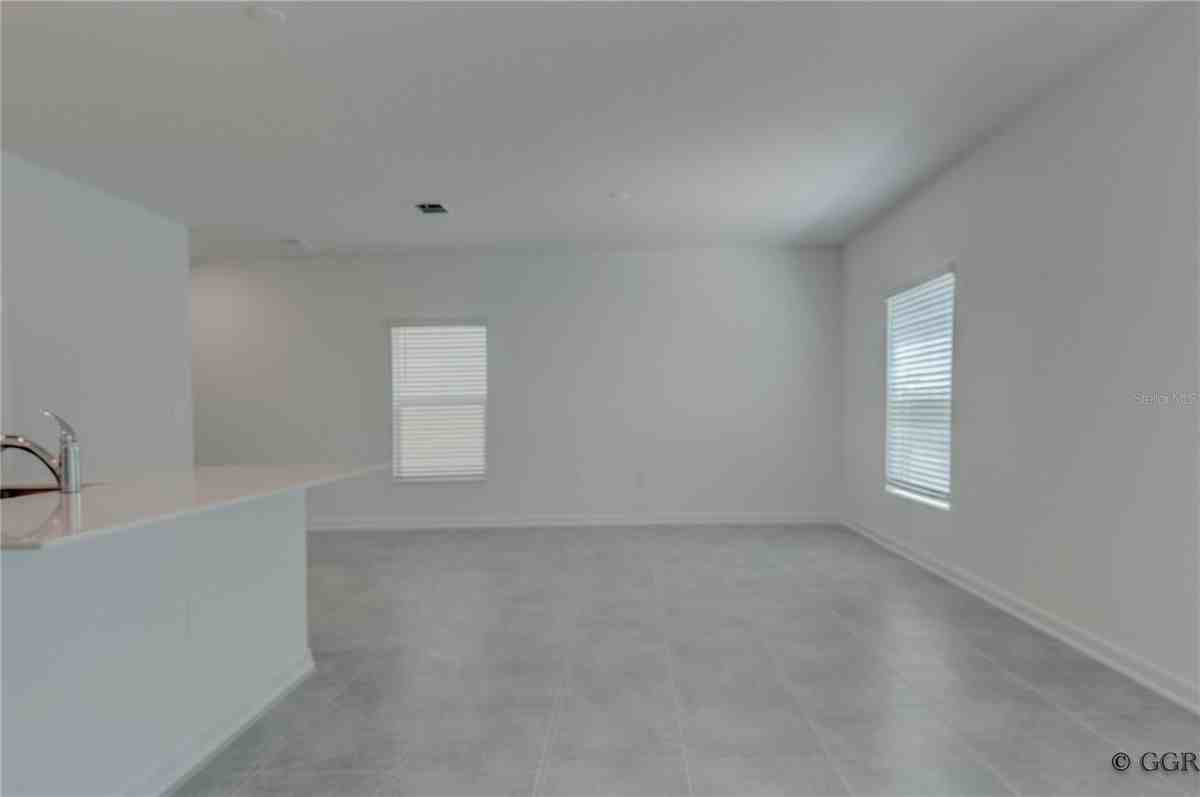1806 Weir Blvd - Photo 3 of 16