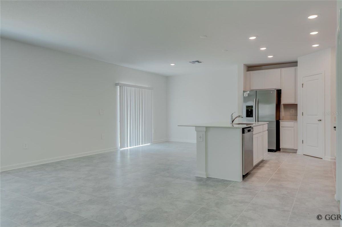 1806 Weir Blvd - Photo 5 of 16