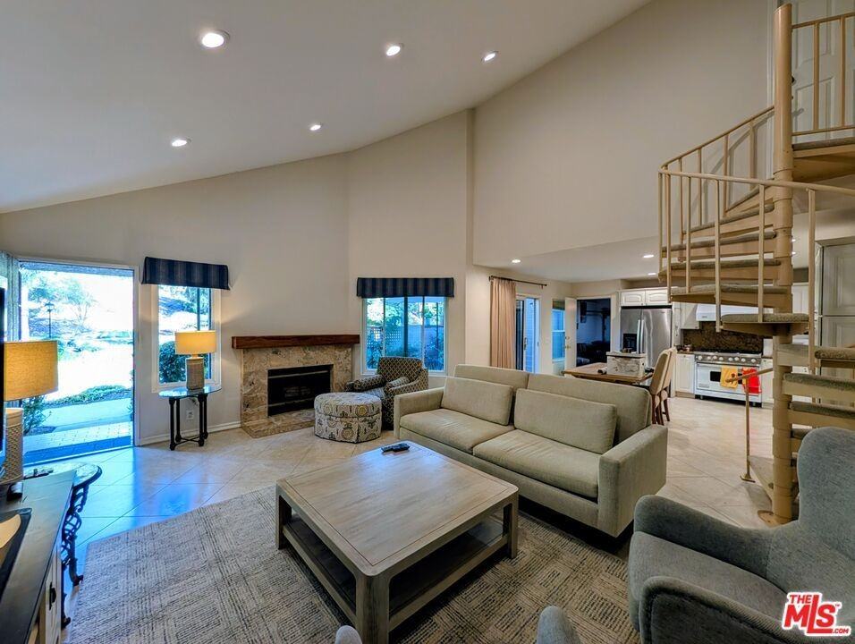 430 Via Colinas - Photo 4 of 29