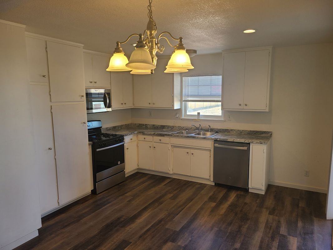 13374 Pauhaska Rd ##1 - Photo 4 of 11