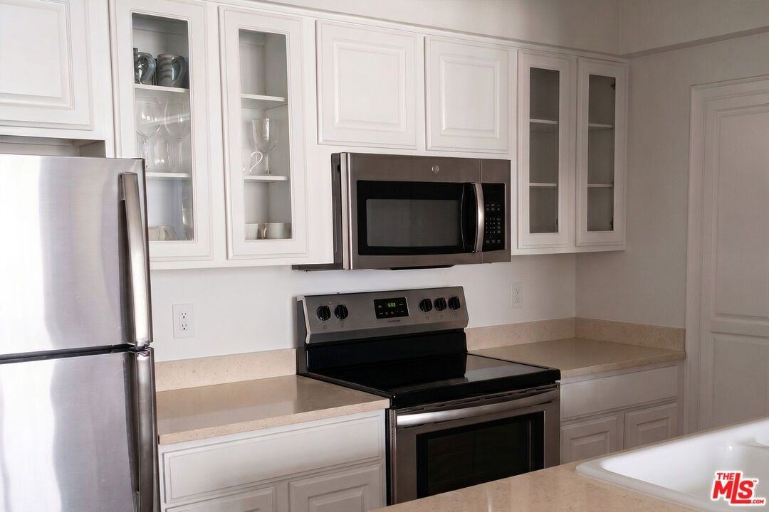 2700 Neilson Way - Photo 4 of 22