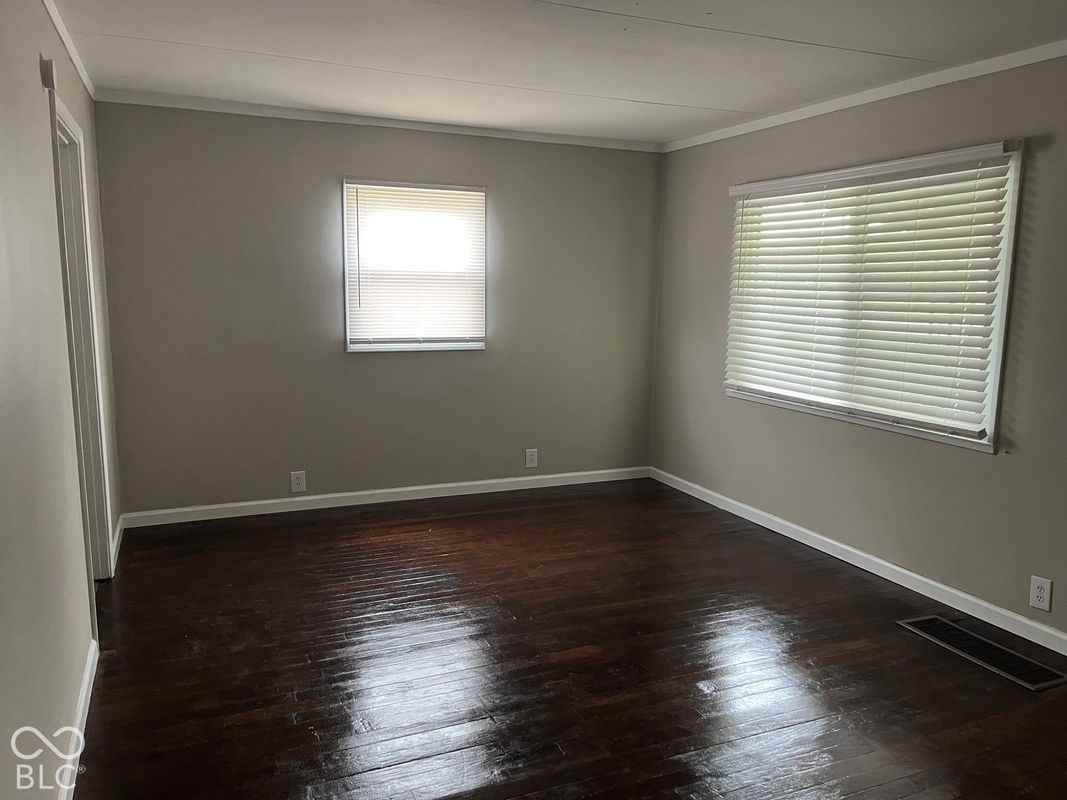 2326 Kessler Blvd North Dr - Photo 3 of 12