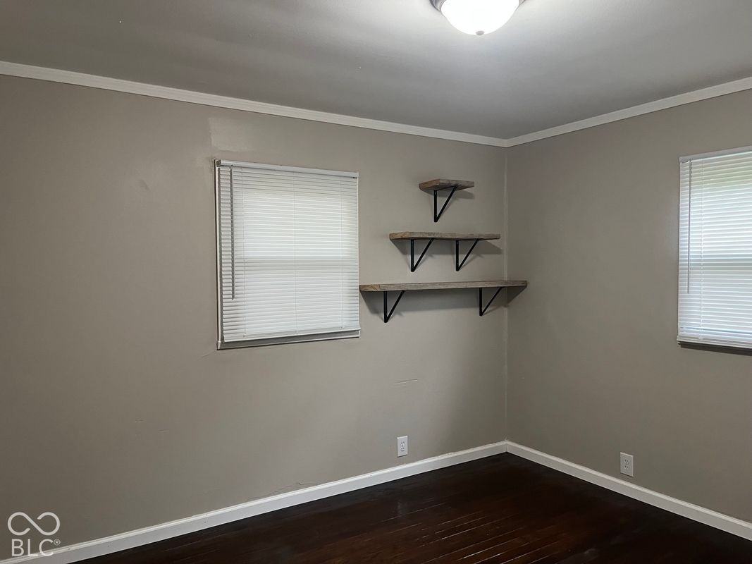 2326 Kessler Blvd North Dr - Photo 6 of 12