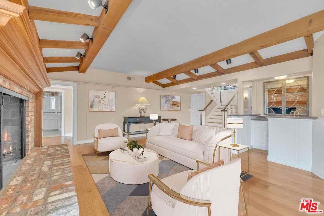 3836 Glenridge Dr - Photo 6 of 50