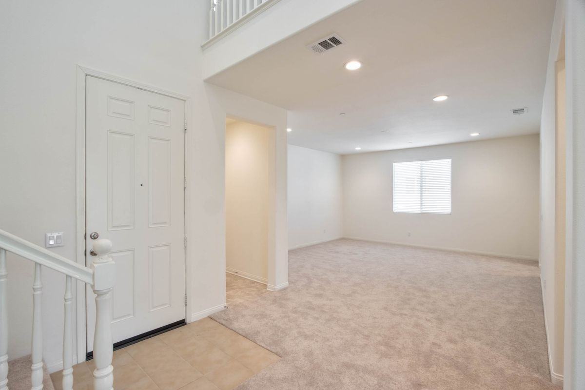 36300 Golden Poppy Ln - Photo 3 of 38