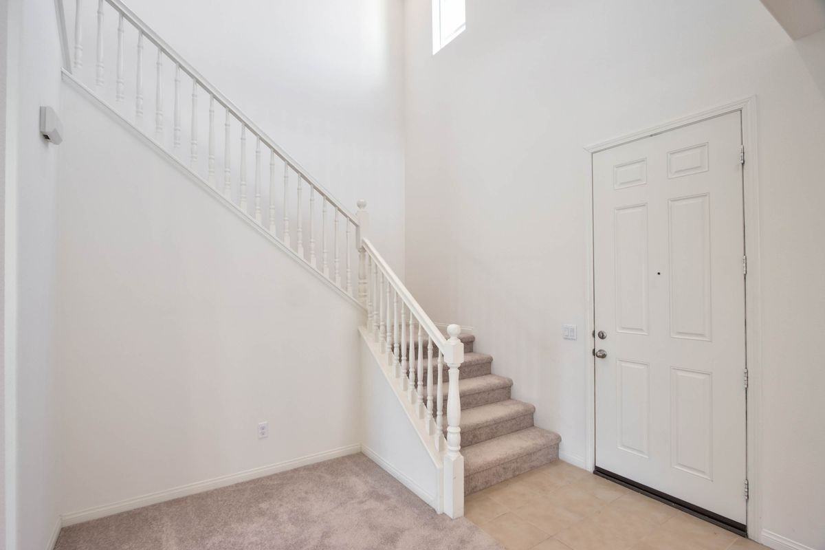 36300 Golden Poppy Ln - Photo 6 of 38