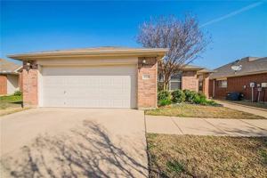 featured image of 4869 Trail Hollow Dr