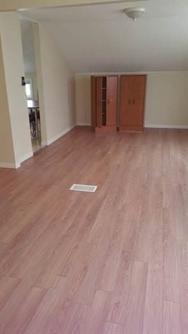 15533 Stony Plain Rd NW - Photo 3 of 8
