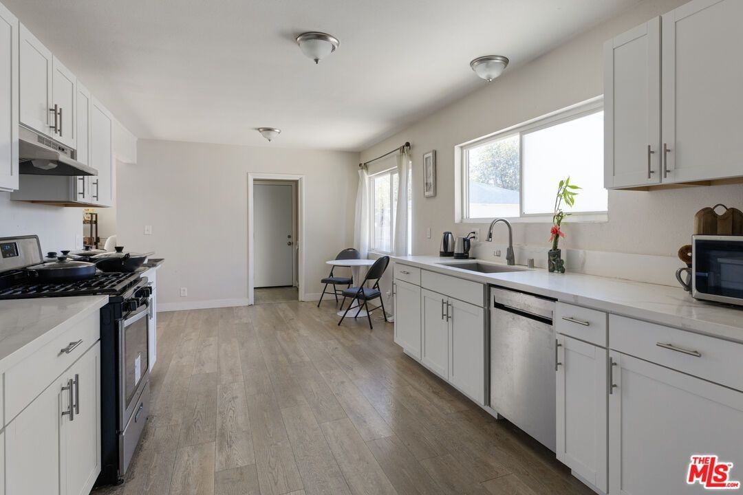 316 San Pascual Ave - Photo 5 of 11