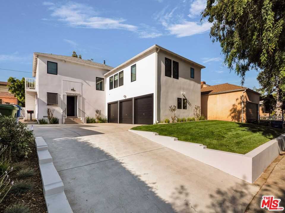 11339 Montana Ave - Photo 2 of 17