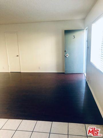 1434 11th St ##3 - Photo 4 of 14