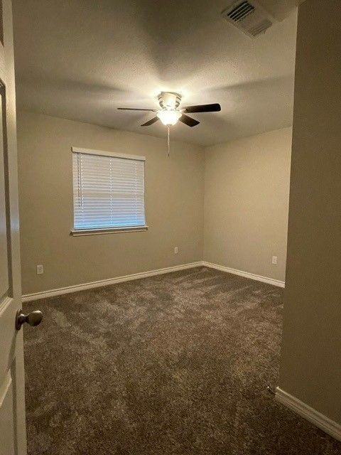 920 Pauline St - Photo 5 of 7