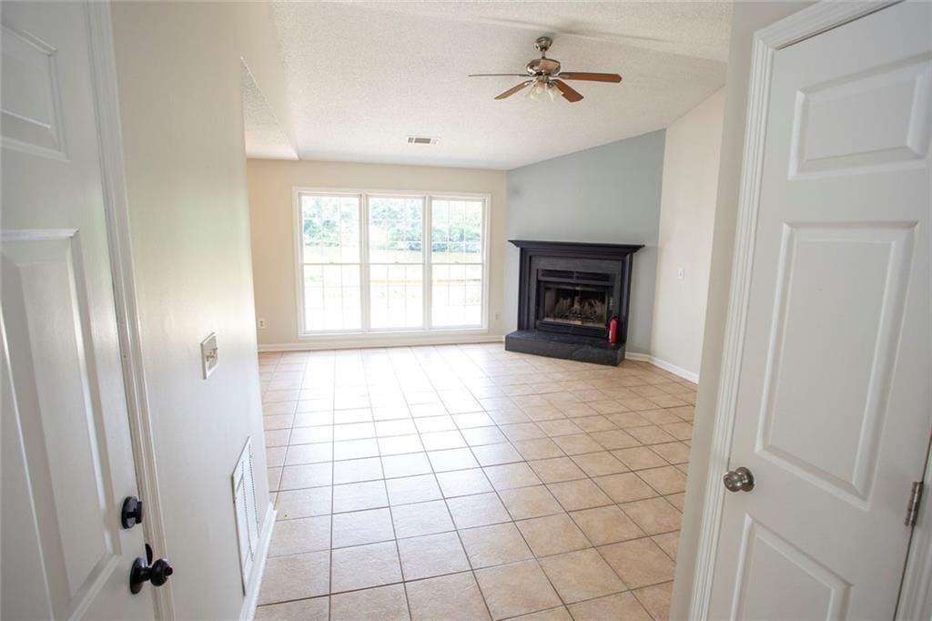 4960 Shipp Rd - Photo 4 of 50