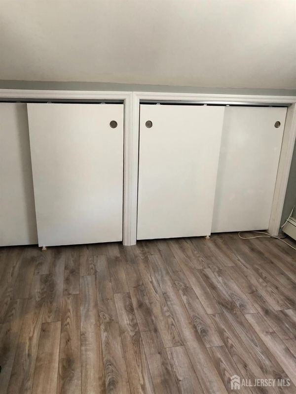 25 Upland Ave - Photo 7 of 10