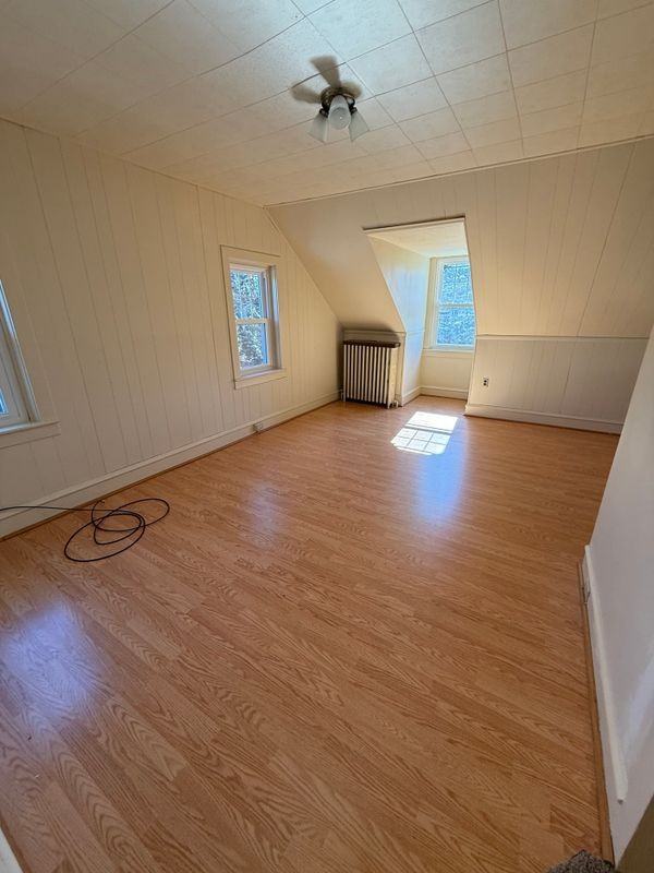 325 E Lancaster Ave - Photo 2 of 6
