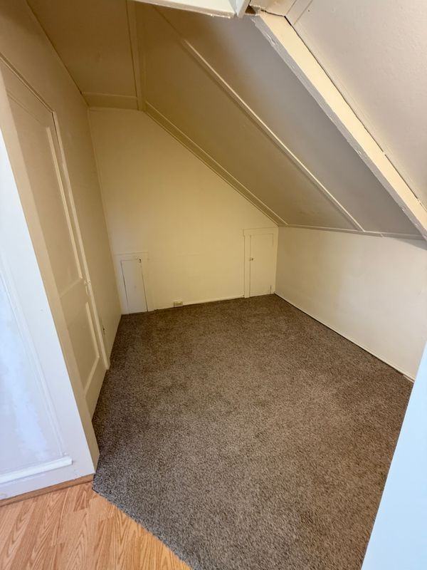 325 E Lancaster Ave - Photo 3 of 6