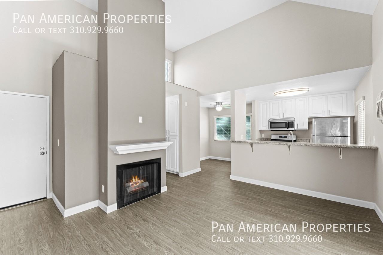 Mesa Pines Apartments - Photo 2 of 8