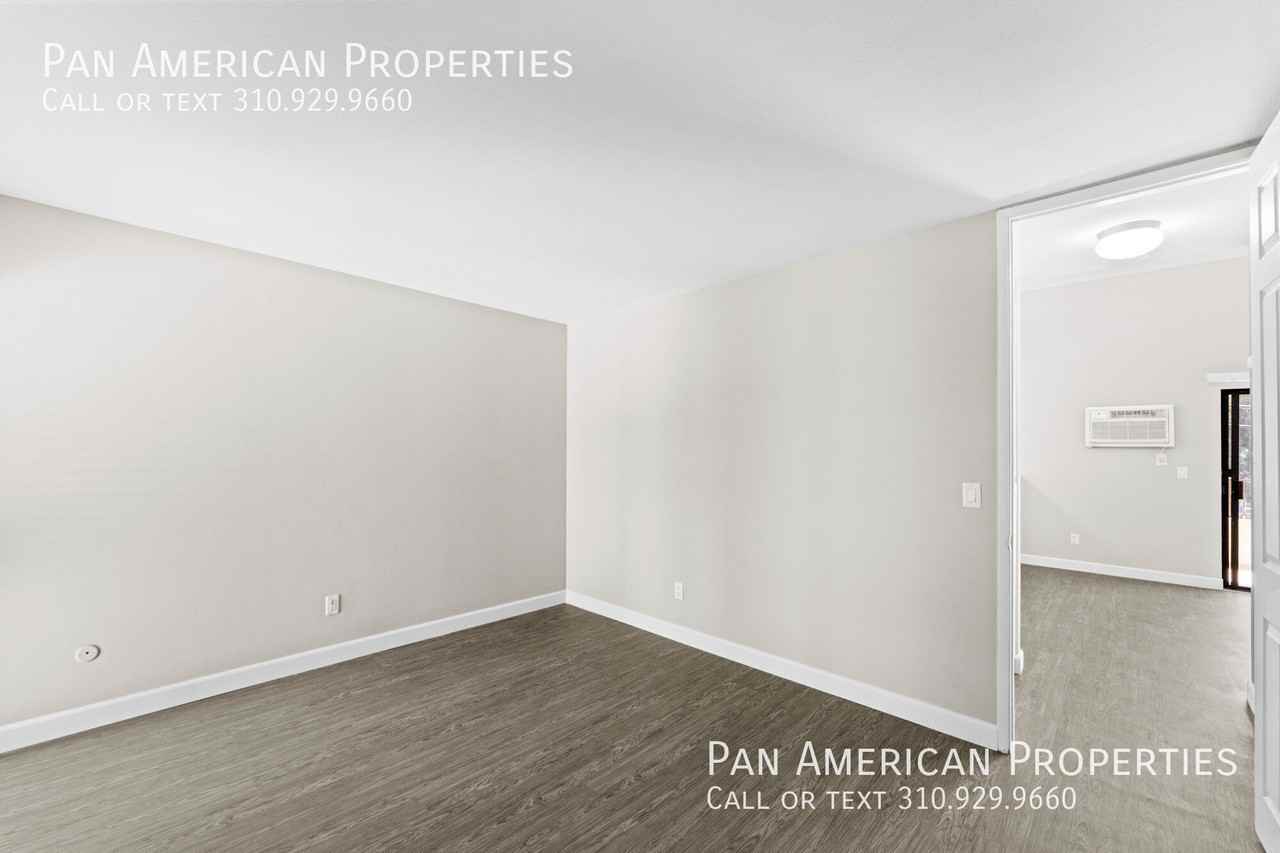 Mesa Pines Apartments - Photo 4 of 8
