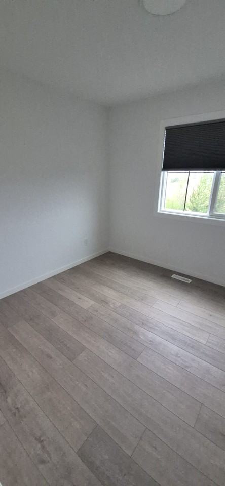 3705 141 Street Southwest - Photo 5 of 8