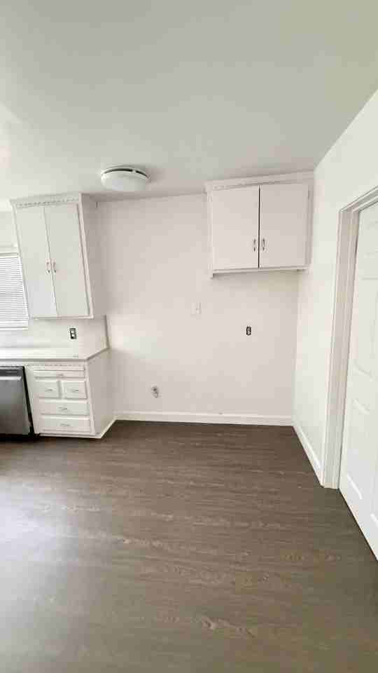 6017 40th St - Photo 4 of 13
