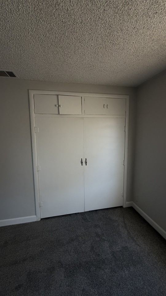 6017 40th St - Photo 6 of 13