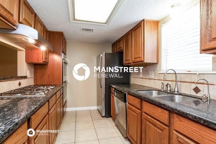 3123 Timberlark Dr - Photo 5 of 15