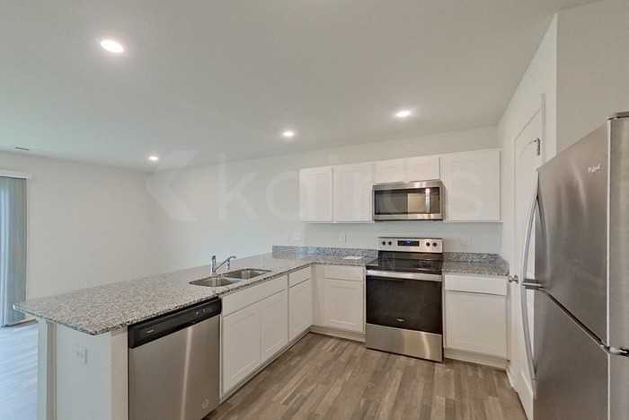 152 Chase Dr - Photo 6 of 23